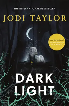 dark light imagen de la portada del libro