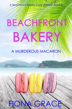 beachfront bakery: a murderous macaroon (a beachfront bakery cozy mystery—book 2) book cover image
