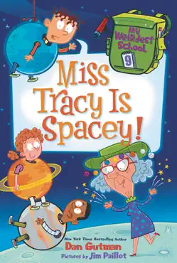 my weirdest school #9: miss tracy is spacey! imagen de la portada del libro
