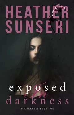 exposed in darkness imagen de la portada del libro